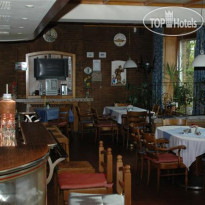12 Baume Hotel