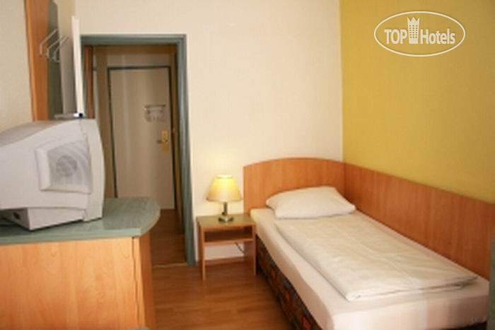 Новые добавленные фото туристов A&O Munchen Hauptbahnhof 2*