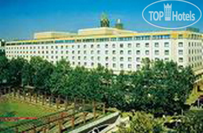 Фотографии отеля  DoubleTree by Hilton Berlin Ku'damm 5*