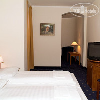 Atrium Charlottenburg 3*