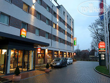 Ibis Hamburg Airport 2*