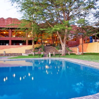 Serengeti Sopa Lodge 