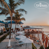 Zenobia Beach Resort 