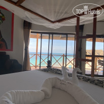 Zenobia Beach Resort 