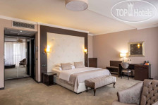 Constantine The Great Hotel  4*