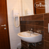 1000 Ruza Hotel  