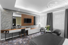 Sky Hotel 4*