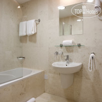 Tulip Inn Putnik Belgrade Apartment bathroom