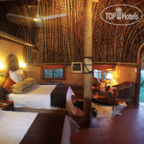 Protea Hotel Shakaland Standard Twin Room