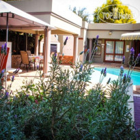  Silver Palms Guest House 