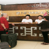 New Moon Hotel