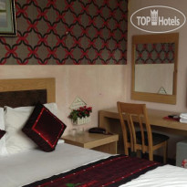Red Sunset Hotel
