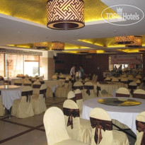 Oasis Hotel