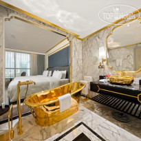 Dolce by Wyndham Hanoi Golden Lake Deluxe Golden King