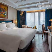Peridot Grand Luxury Boutique Hotel 