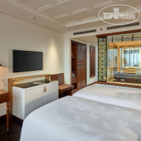Peridot Grand Luxury Boutique Hotel 