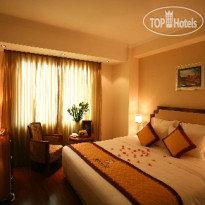 Royal Gate Hotel