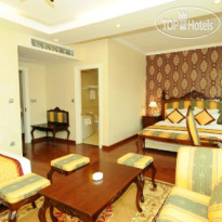 Royal Gate Hotel