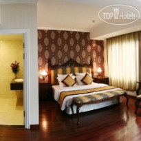 Royal Gate Hotel