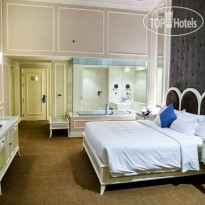 Wyndham Legend Halong Hotel 