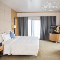 Wyndham Legend Halong Hotel 