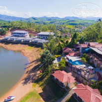 Phong Nha Lake House Resort 