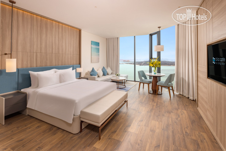 Hotel photo A La Carte Halong Bay 5*