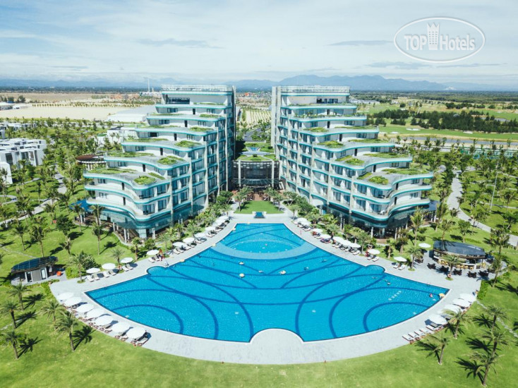 Фотографии отеля  Vinpearl Resort & Golf Nam Hoi An 5*