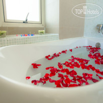 Vinh Trung Plaza Apartments & Hotel