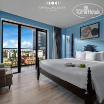 Hotel Del Luna by LUK GLOBAL 