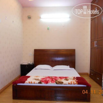 Happy Hotel 