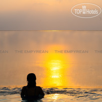 The Empyrean Nha Trang Бесконечный бассейн