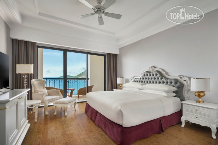 Фотографии отеля  Nha Trang Marriott Resort & Spa, Hon Tre Island  5*