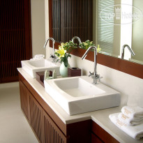 Azerai Ke Ga Bay Princess Villa bathroom