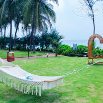 Golden Coast Resort & Spa 