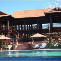 Sandhills Beach Resort & Spa