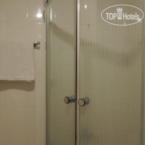 Phung Long Hotel 