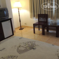 Phung Long Hotel 