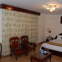 Phu Tho Hotel