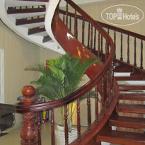 Tan Cuu Long Hotel