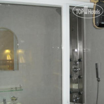 Royal Saigon Hotel