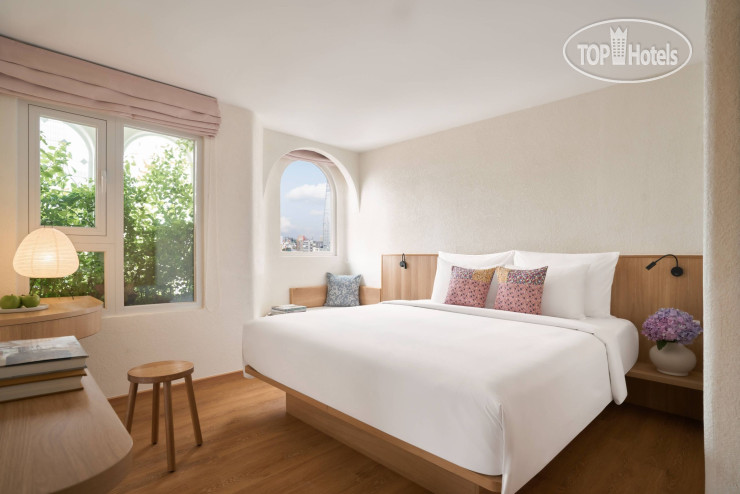 Silverland May Hotel