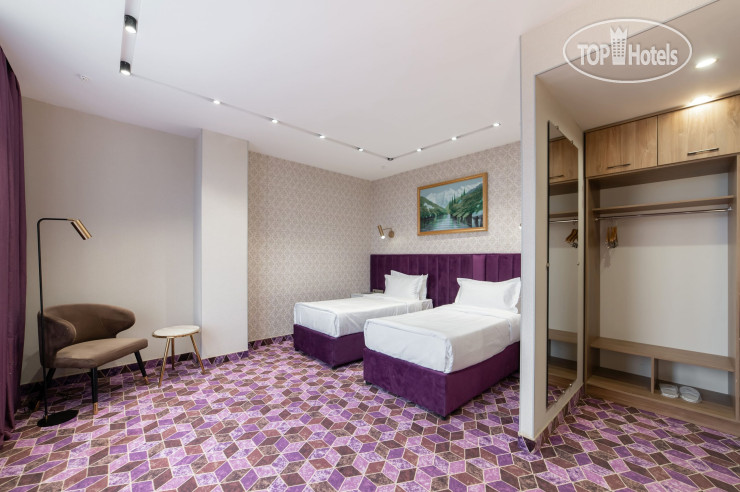 Фотографии отеля  Orient Hotel Bishkek 4*