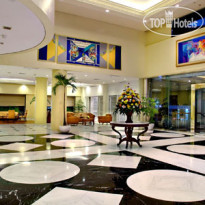 Aston at Kuningan Suites Лобби