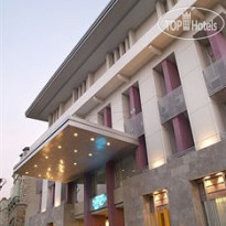 Grand Serela Hotel 