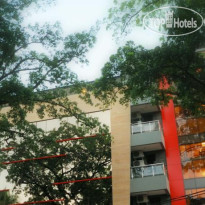 Scarlet Dago Hotel 