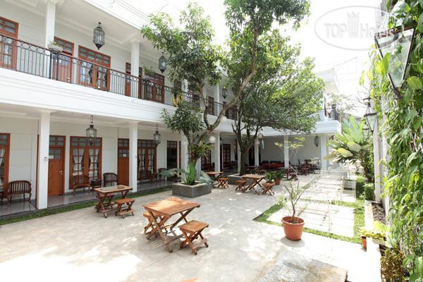 Фотографии отеля  De Halimun Guest House Bandung 3*