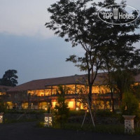 Bumi Gumati Convention Resort 3*