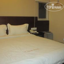7 Days Hotel 