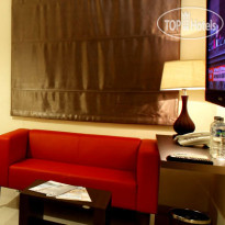 Glassio Hotel Roxy Jakarta